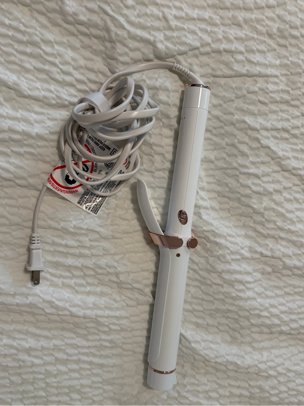 T3 White Hair Curling Iron with Rose Gold Accents